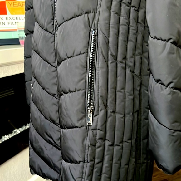 Tommy Hilfiger | Large | 100% Polyester Shell - Picture 6 of 10